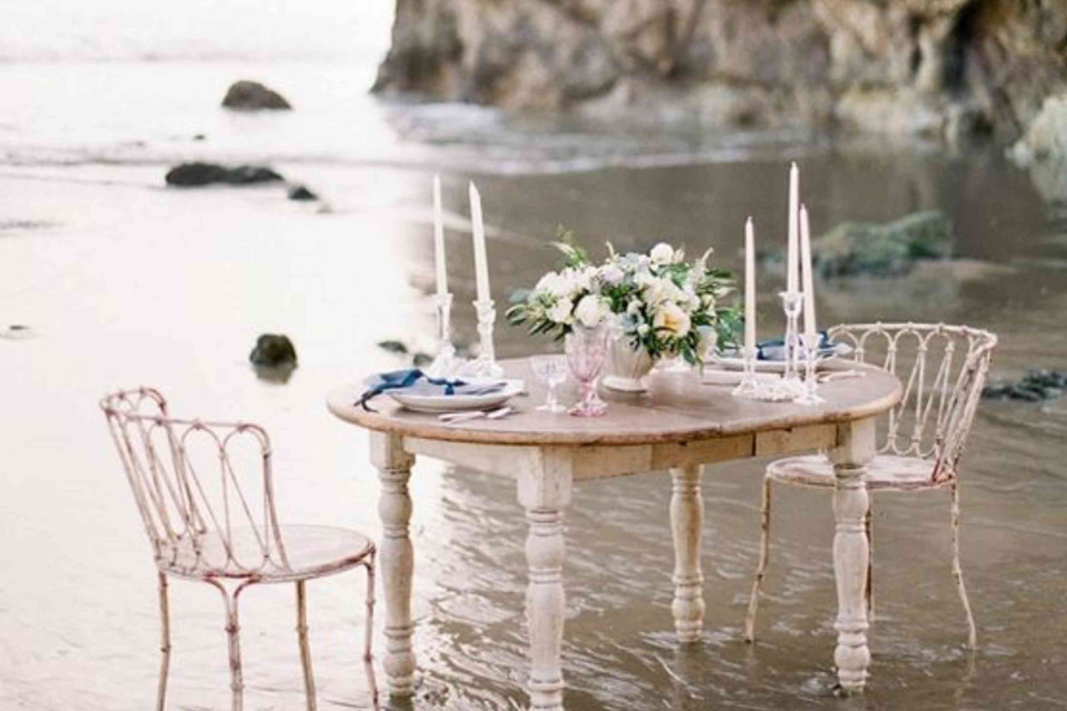 <p><strong>A slow moment</strong> suspended between sky and water. A table gently kissed by ripples,dressed in soft linen, wildflowers and <strong>whispers of romance</strong>. Bare feet in the shallows. Golden light dancing on the surface. Laughter carried by the breeze. This is where time pauses &mdash; and love lingers a little longer. ✨ For hearts that crave beauty in every detail. #WaterPicnic #RomanticEscape #TableInTheWater #DreamyMoments #SlowLiving #PicnicVibes #GoldenLight #StyledRomance</p>